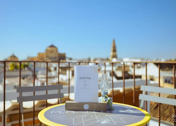 Отель Madinat 4*